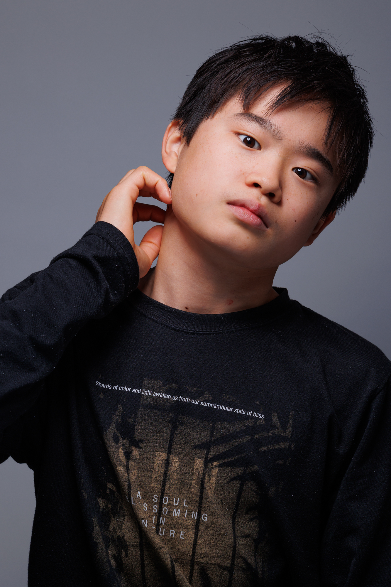 男性 暗め ポートレート